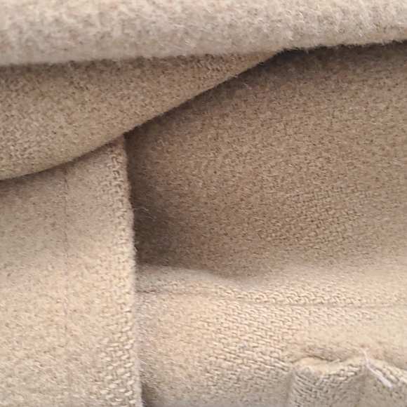 Wool coat size 4 Petite in camel - Picture 6 of 7